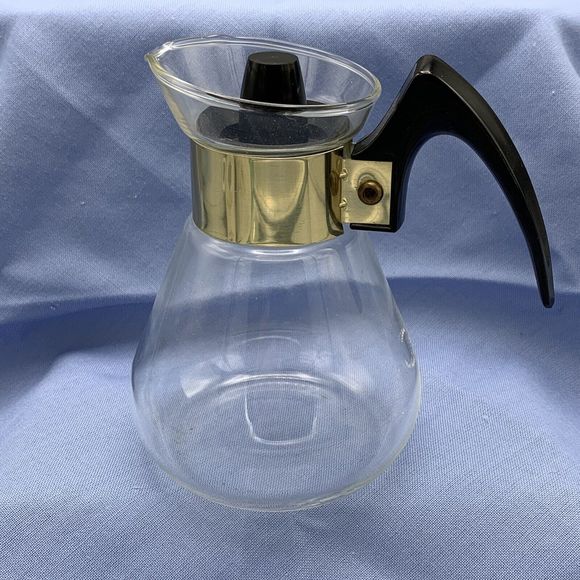 Vtg MCM Corning Ware Small Heat Proof Glass Coffee Carafe Tea Pot 2 Cups Clear - Picture 1 of 12